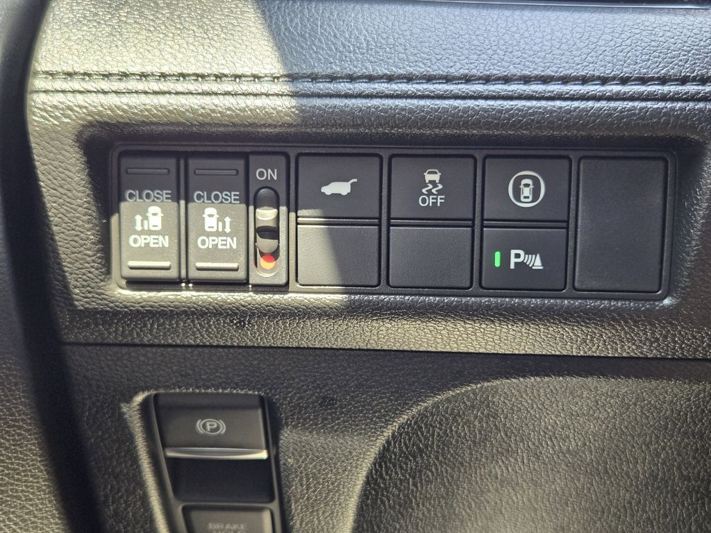used 2024 Honda Odyssey car, priced at $45,991