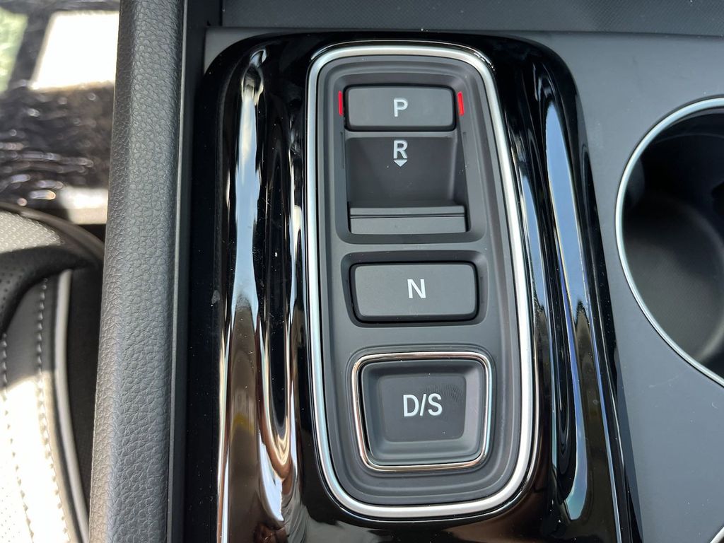 new 2025 Honda Pilot car, priced at $54,437
