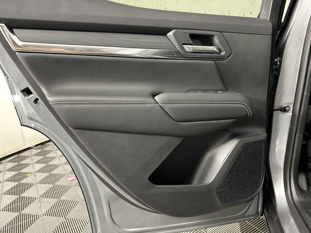 new 2025 GMC Terrain car, priced at $28,890