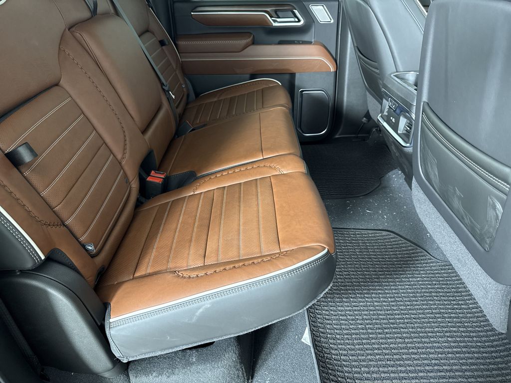 new 2025 GMC Sierra 2500HD car, priced at $94,014
