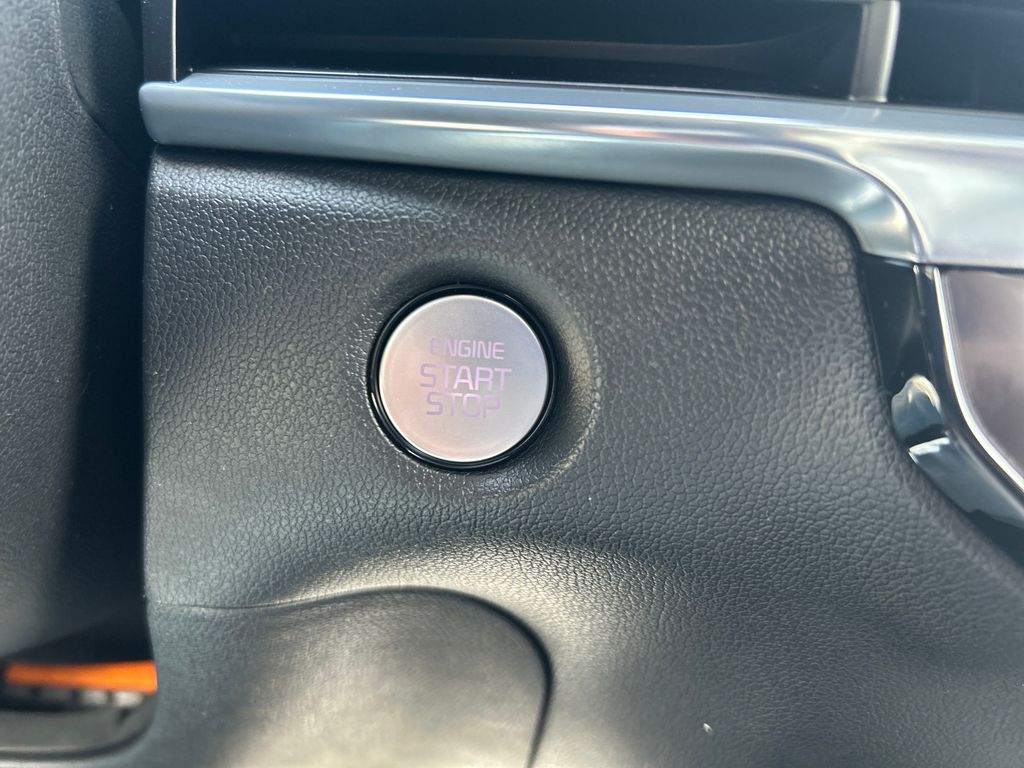 new 2025 Kia Sorento car, priced at $42,663