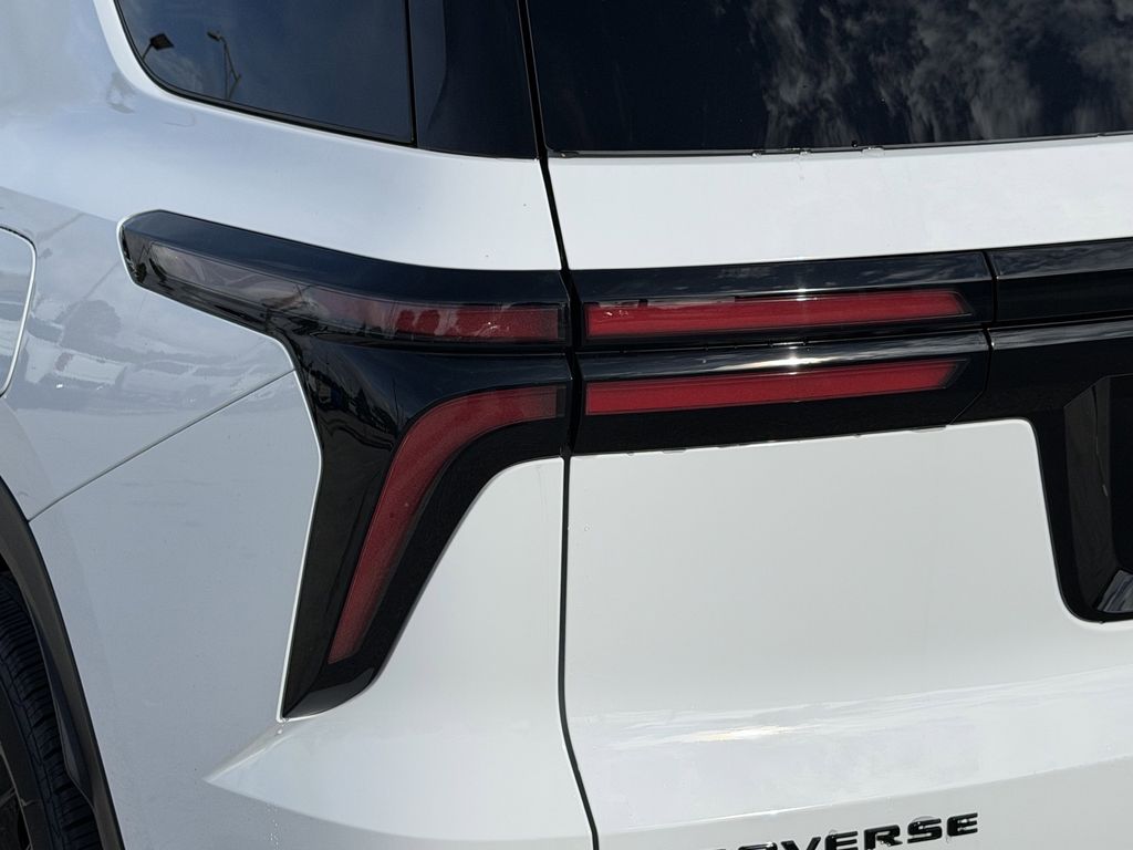 new 2026 Chevrolet Traverse car, priced at $38,480
