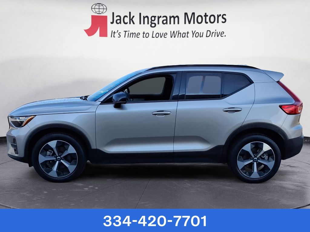 used 2024 Volvo XC40 car, priced at $31,499