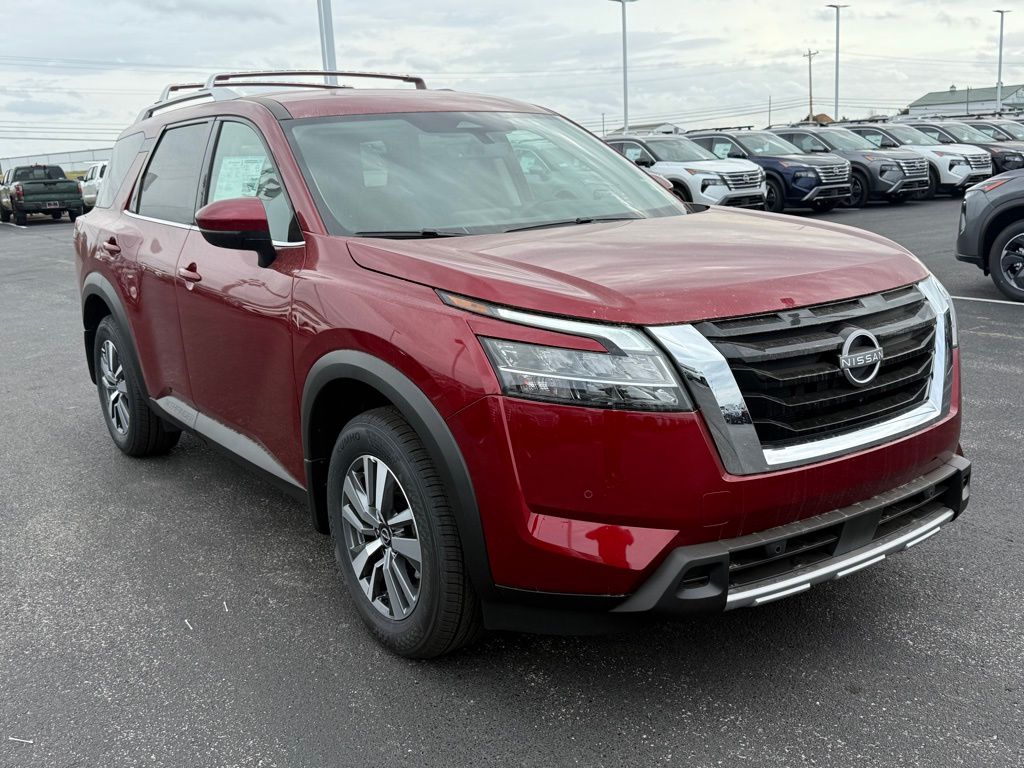 new 2024 Nissan Pathfinder car, priced at $37,925