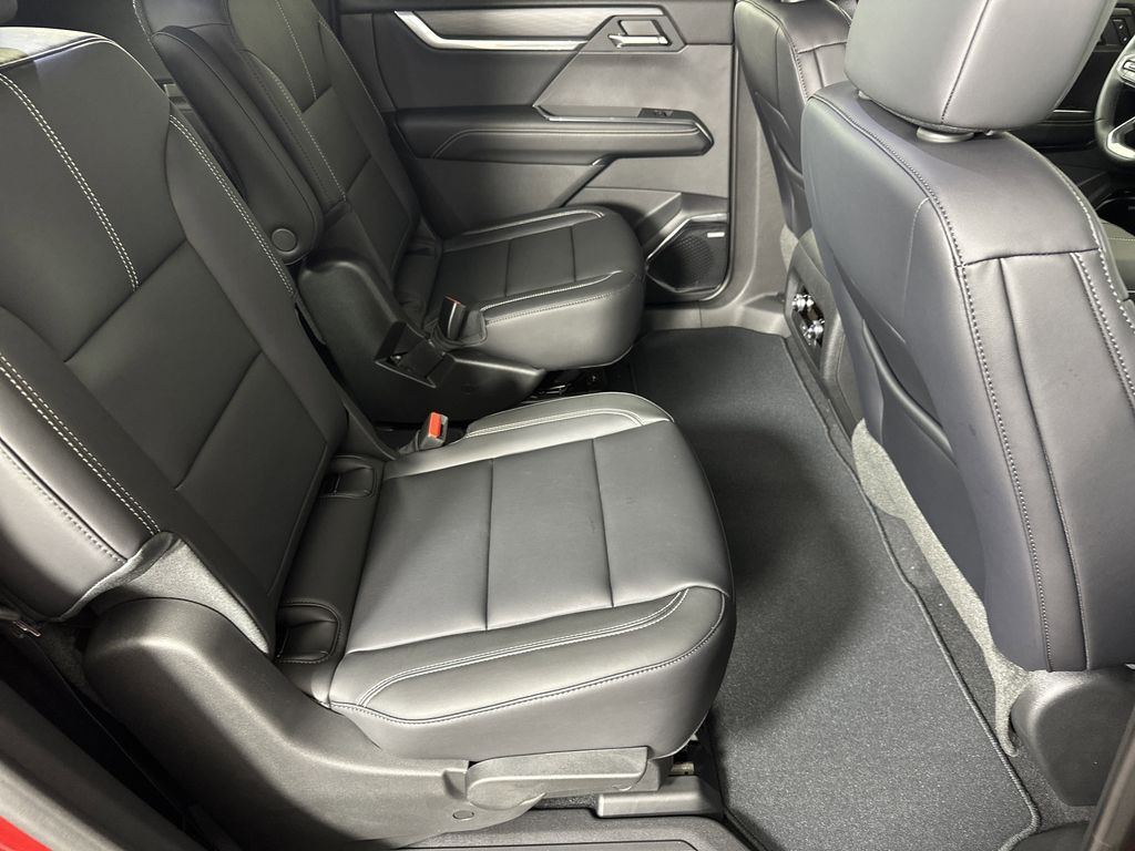 new 2025 GMC Acadia car, priced at $45,675