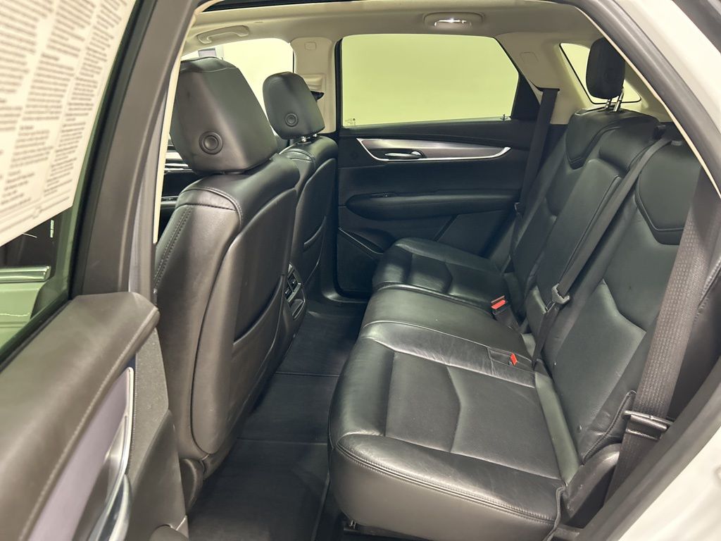 used 2017 Cadillac XT5 car, priced at $20,752