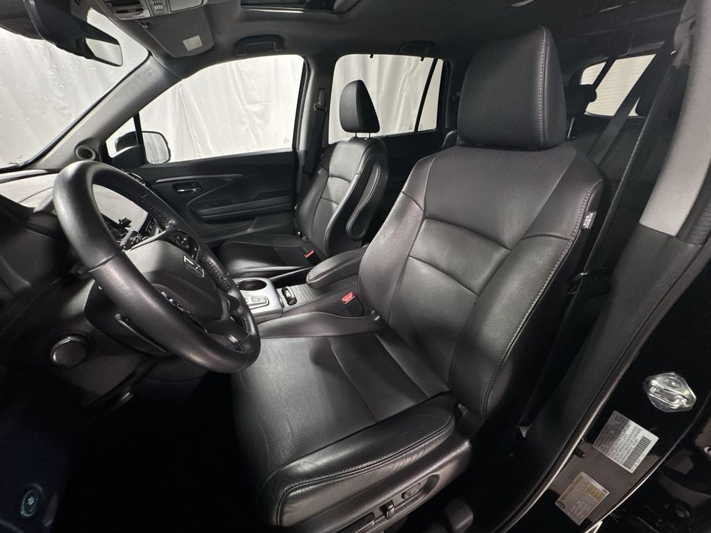 used 2022 Honda Pilot car, priced at $32,841