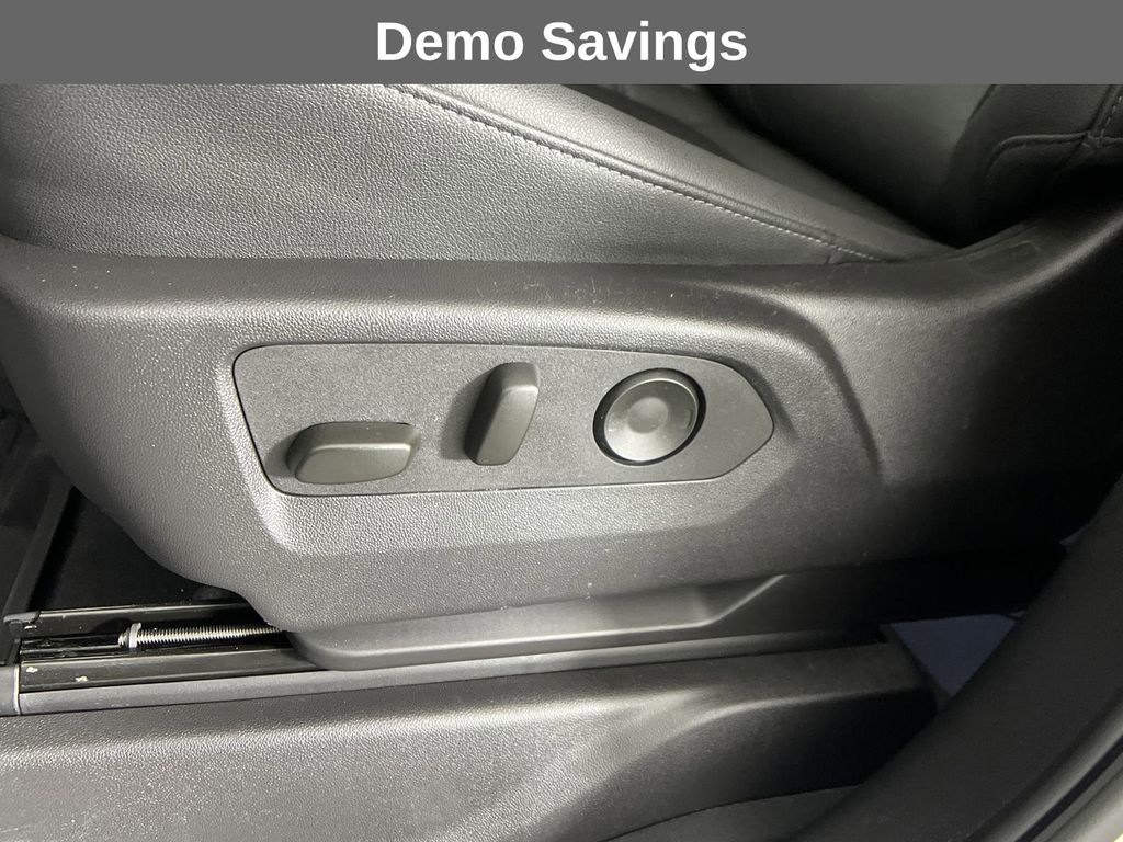 new 2025 GMC Sierra 1500 car, priced at $58,230