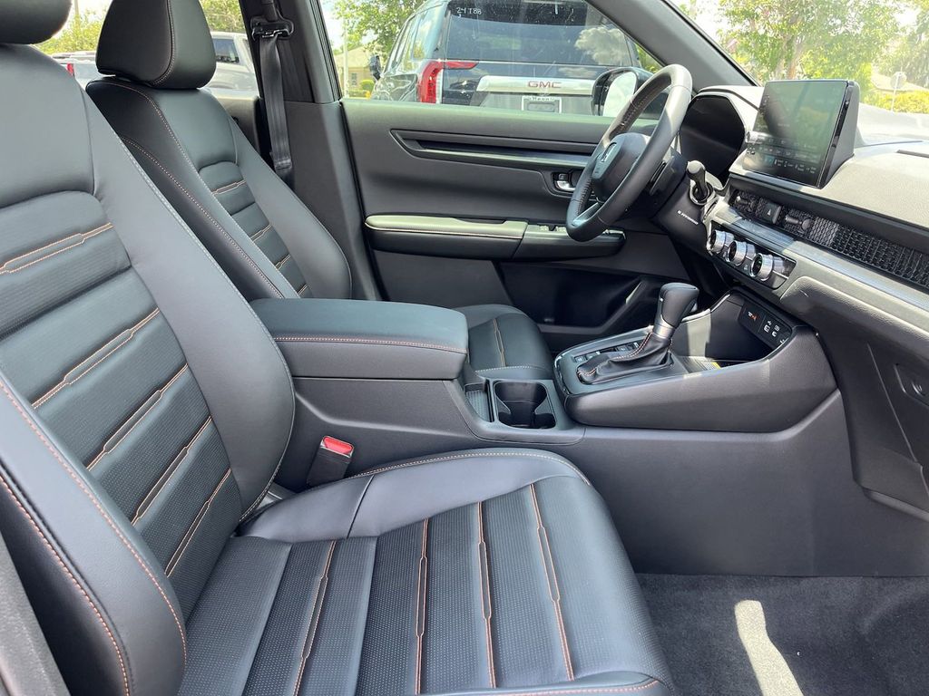new 2025 Honda CR-V Hybrid car, priced at $37,483