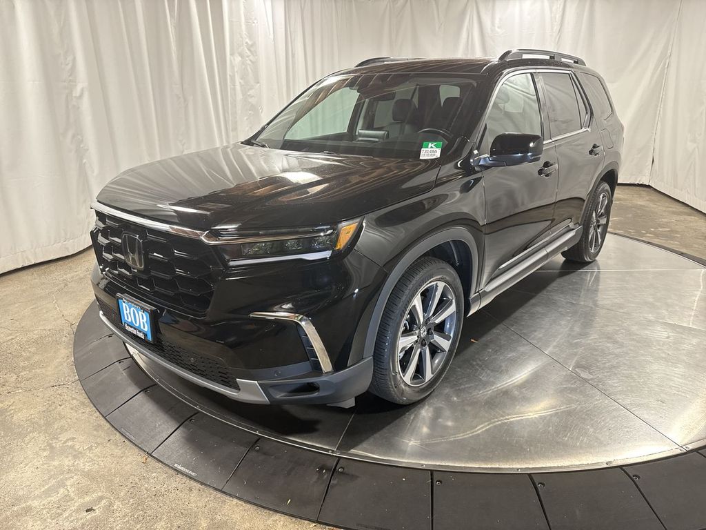 used 2025 Honda Pilot car, priced at $46,983