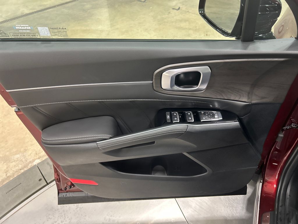 new 2025 Kia Sorento car, priced at $42,287