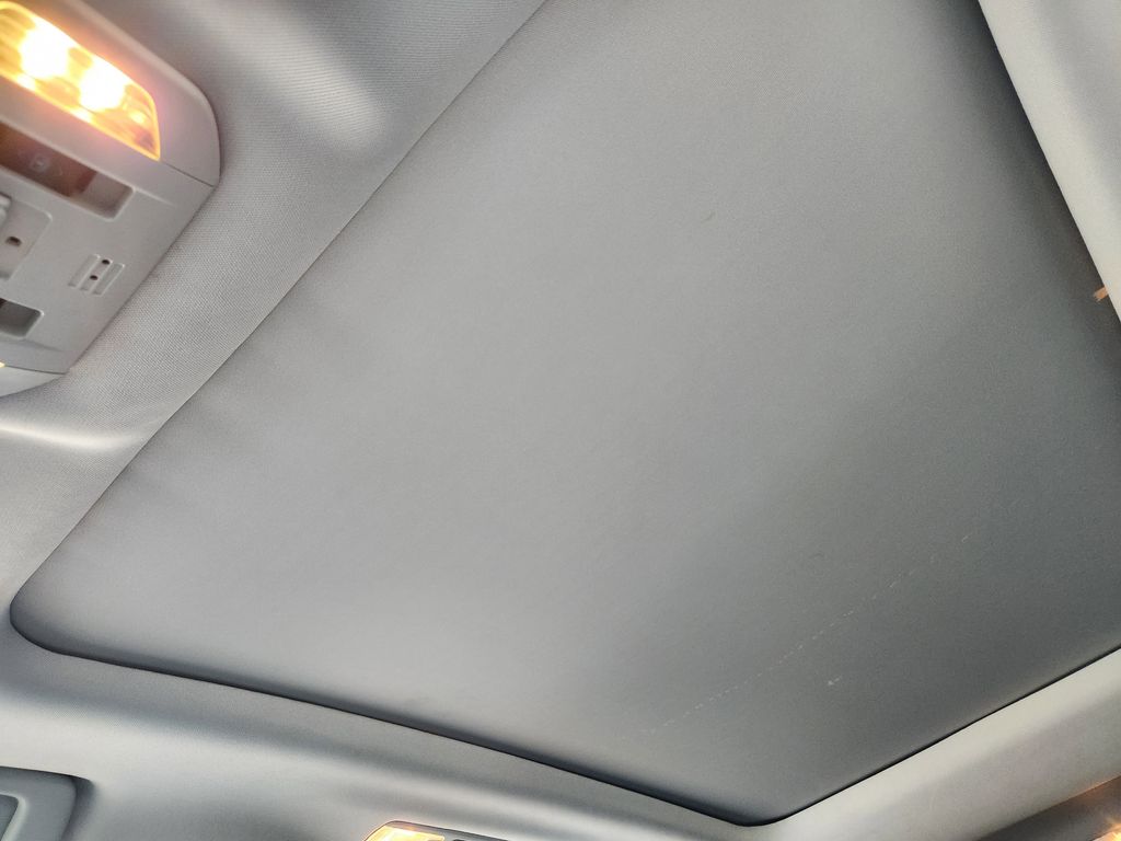 used 2022 Toyota Highlander car, priced at $39,792
