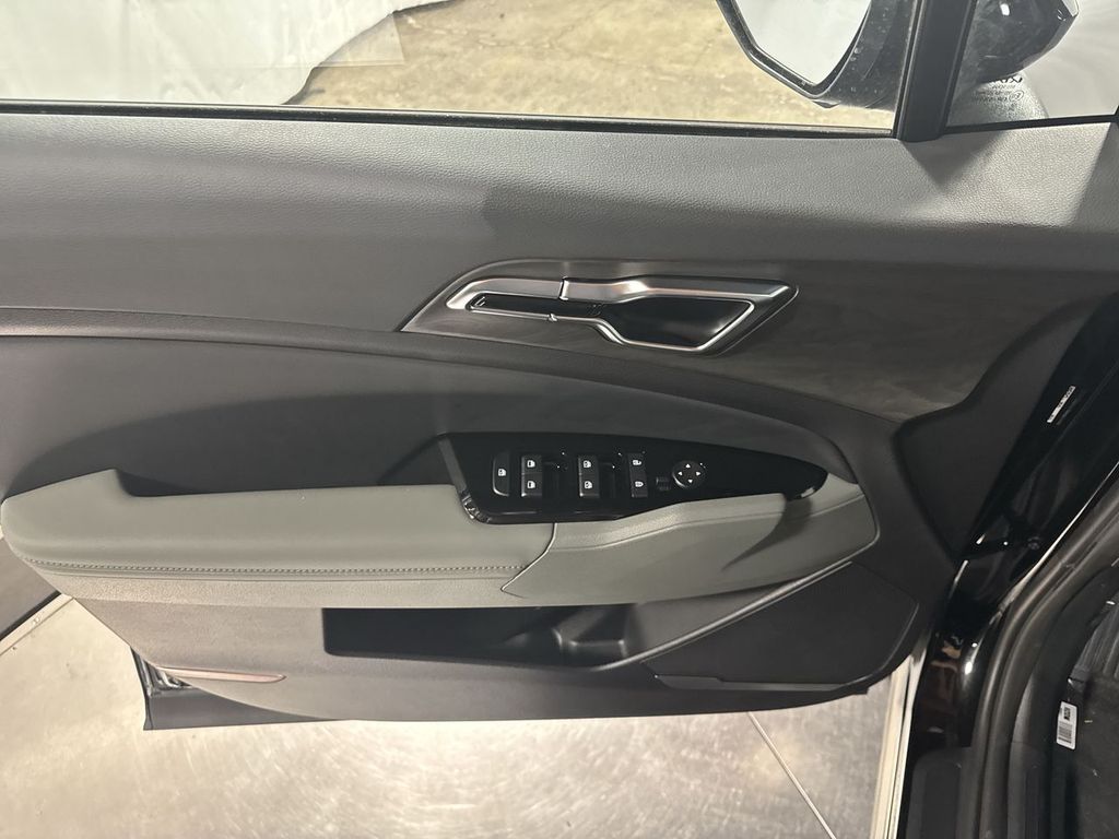 new 2025 Kia Sportage Plug-In Hybrid car, priced at $41,096