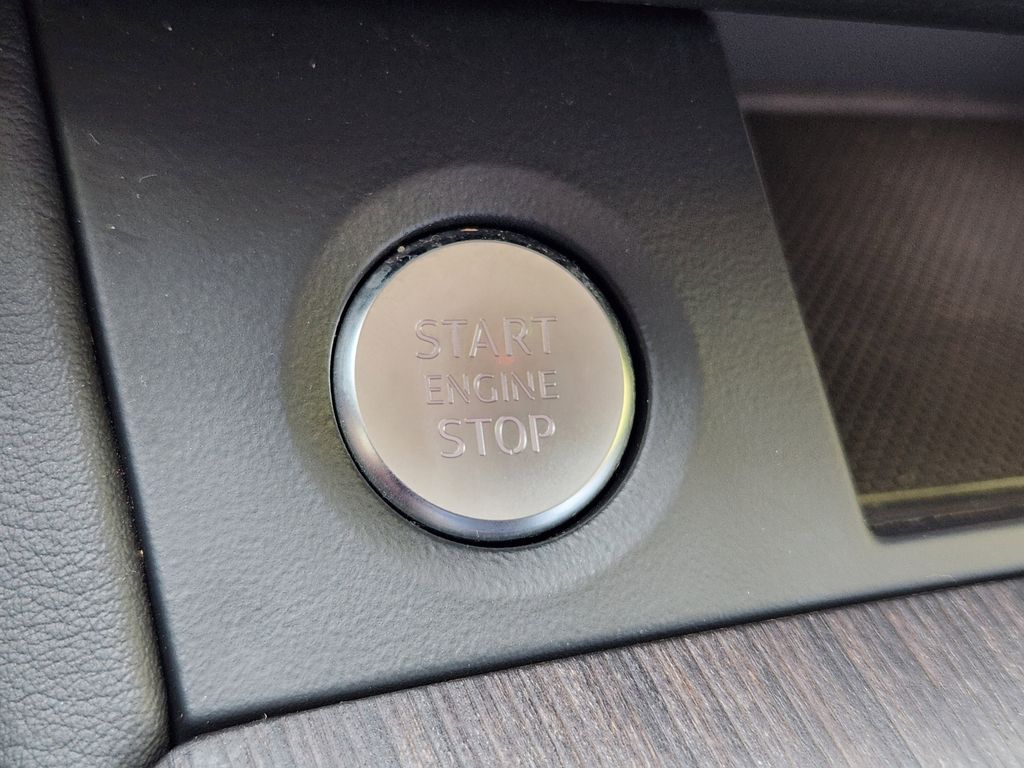 used 2022 Audi Q5 e car, priced at $37,372