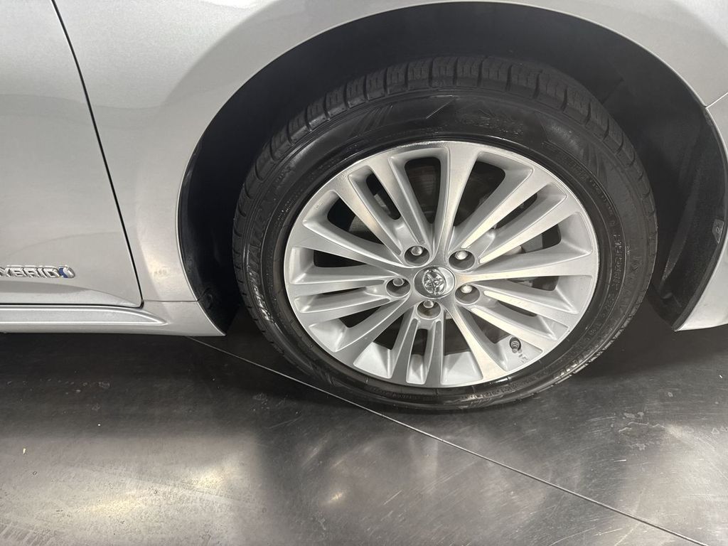 used 2015 Toyota Avalon Hybrid car, priced at $17,963