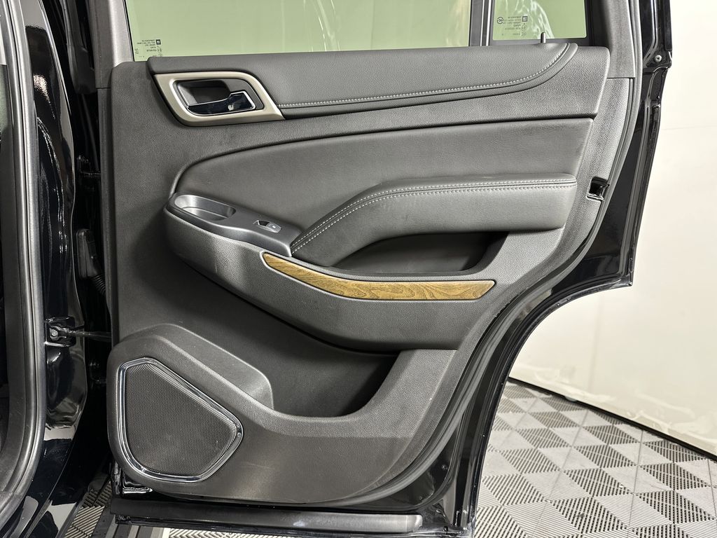used 2019 GMC Yukon car, priced at $35,999