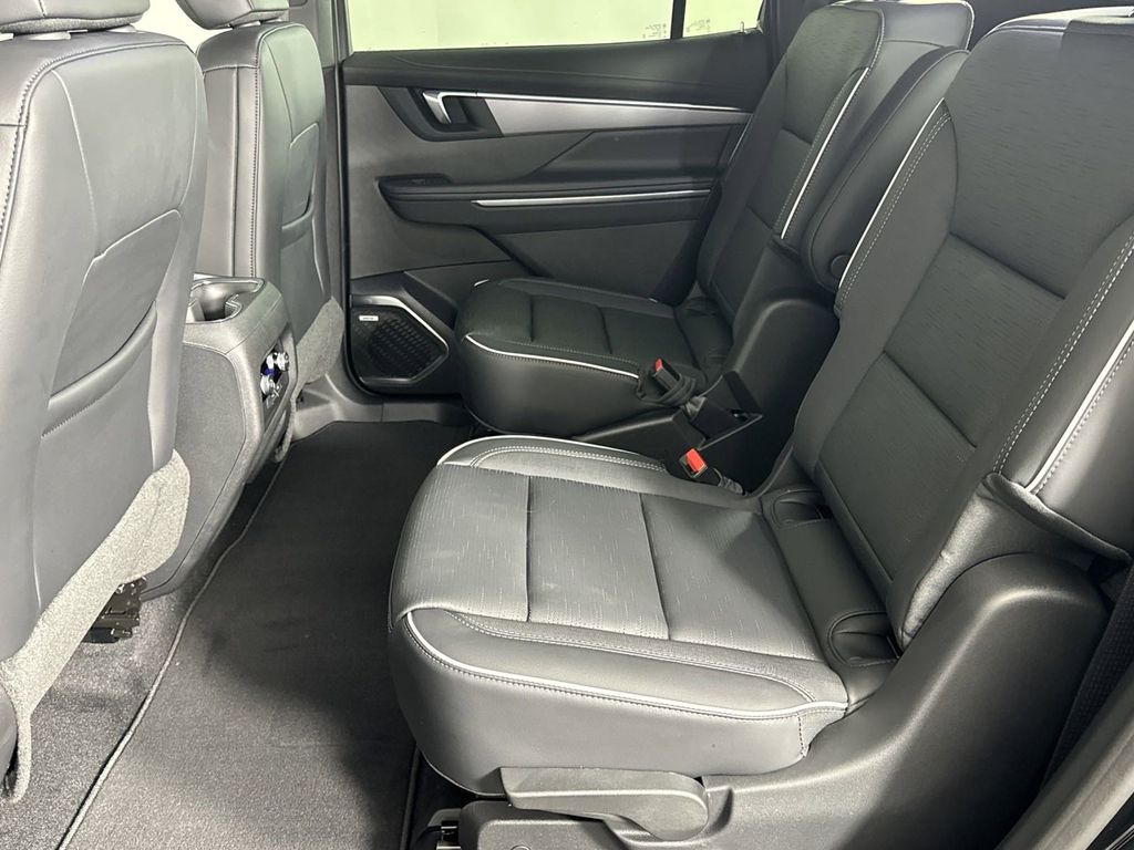 new 2025 Buick Enclave car, priced at $45,089