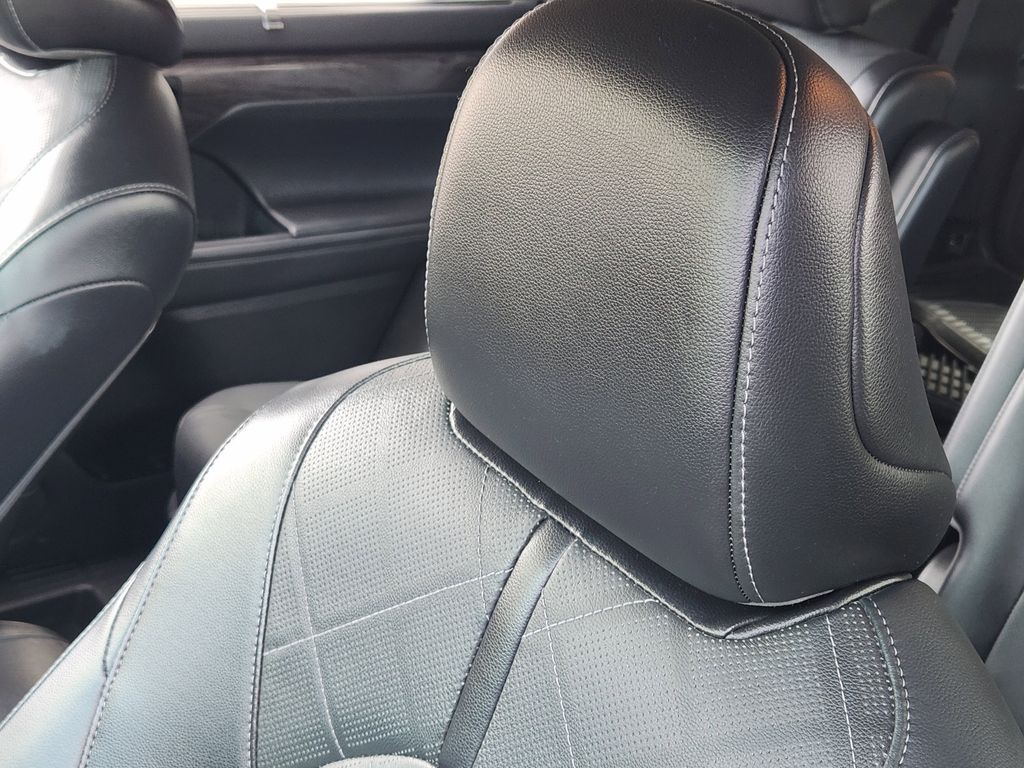 used 2022 Toyota Highlander car, priced at $39,792