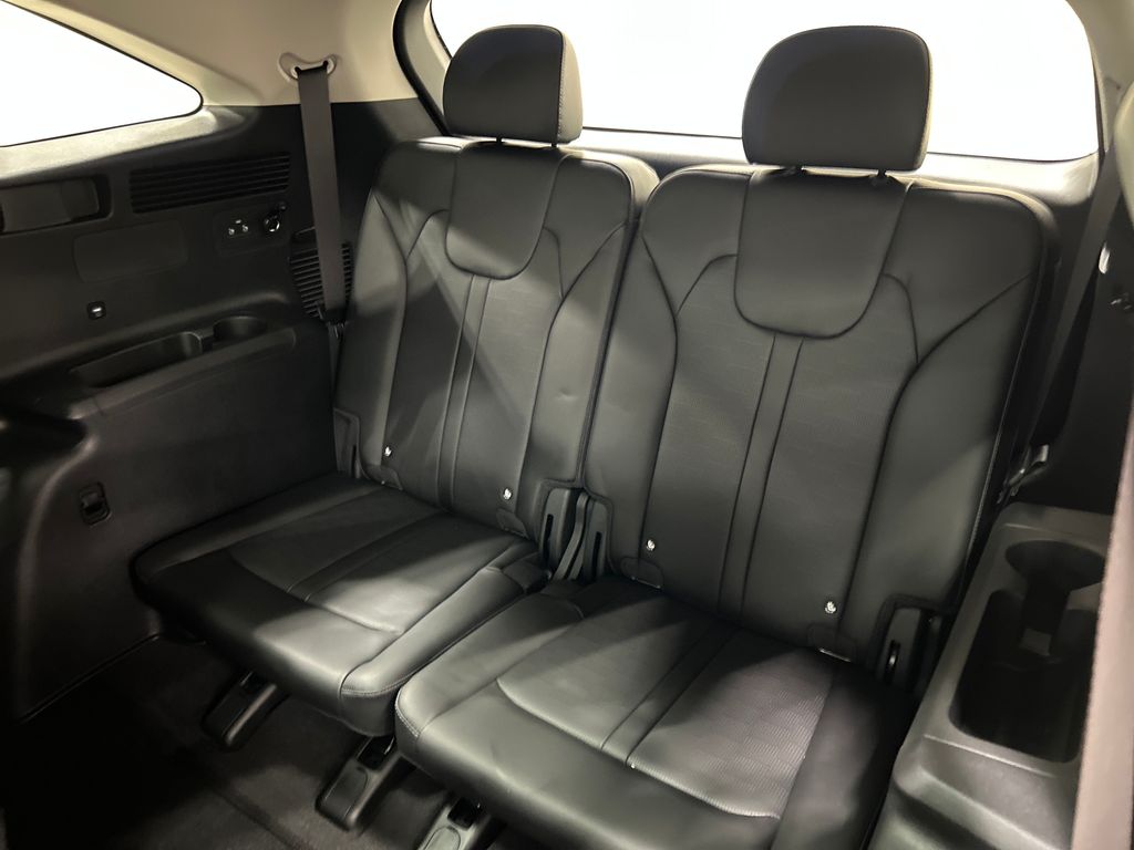 new 2025 Kia Sorento car, priced at $41,225