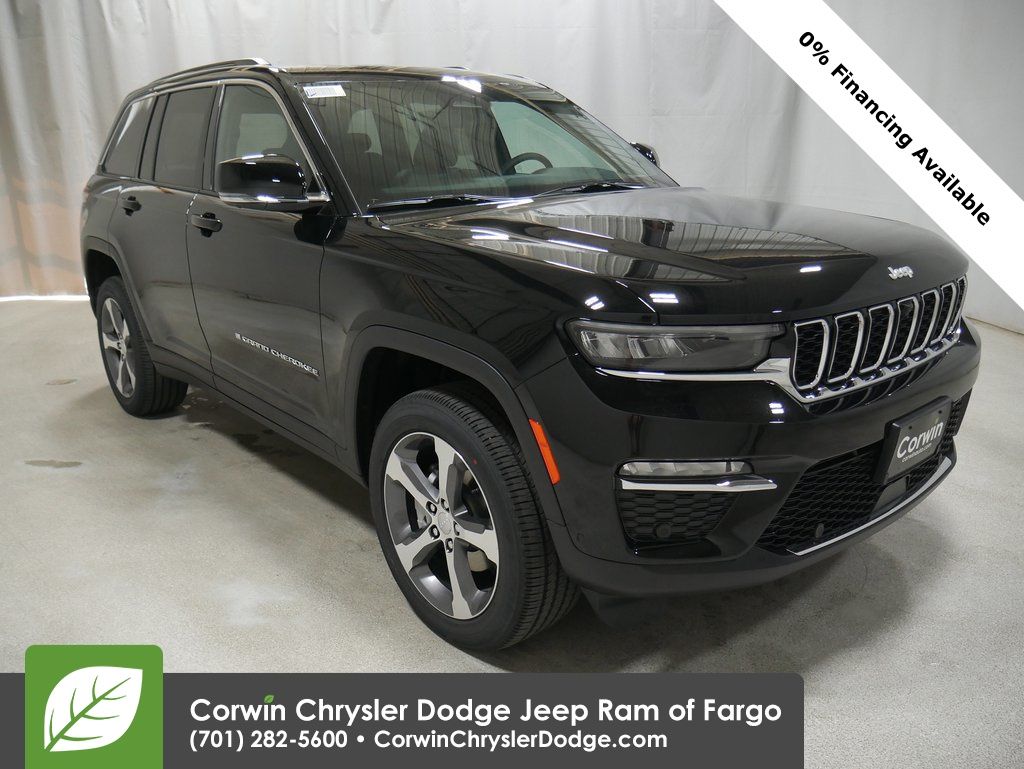 new 2024 Jeep Grand Cherokee car, priced at $48,994