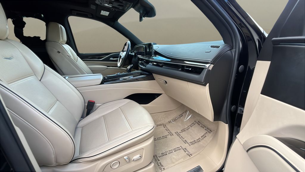 used 2023 Cadillac Escalade ESV car, priced at $69,800