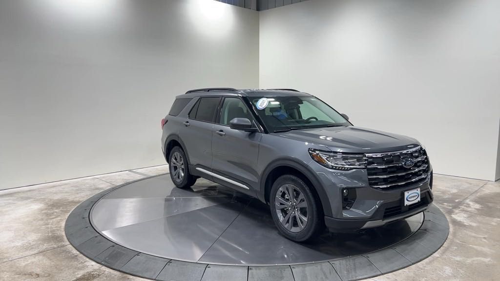 new 2025 Ford Explorer car, priced at $46,305