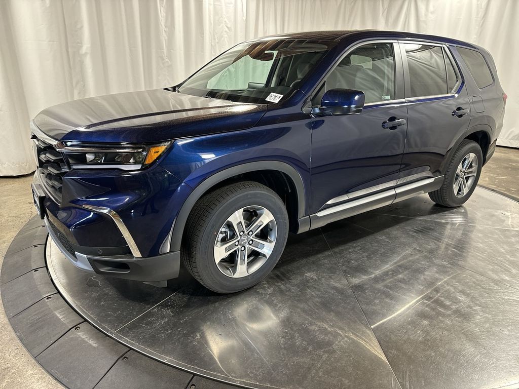 new 2025 Honda Pilot car, priced at $47,050