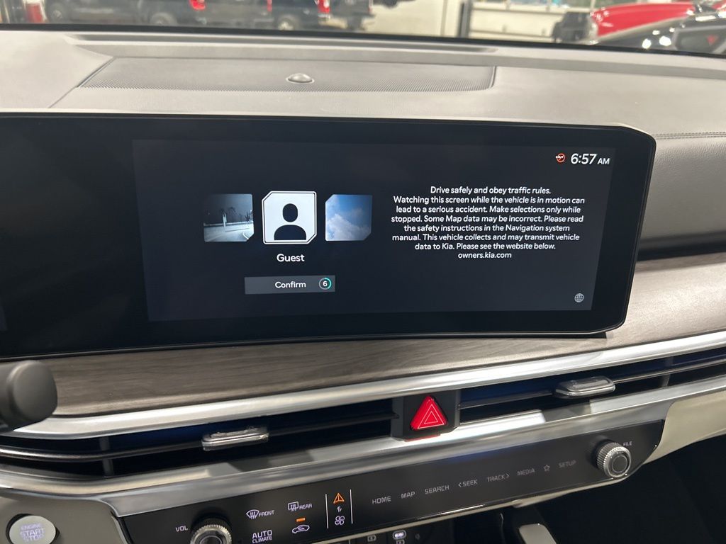new 2025 Kia Sorento car, priced at $40,122