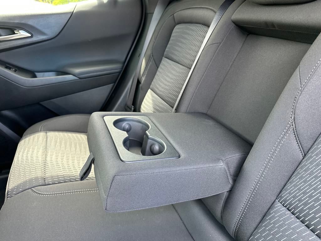 new 2026 Chevrolet Equinox car, priced at $31,995