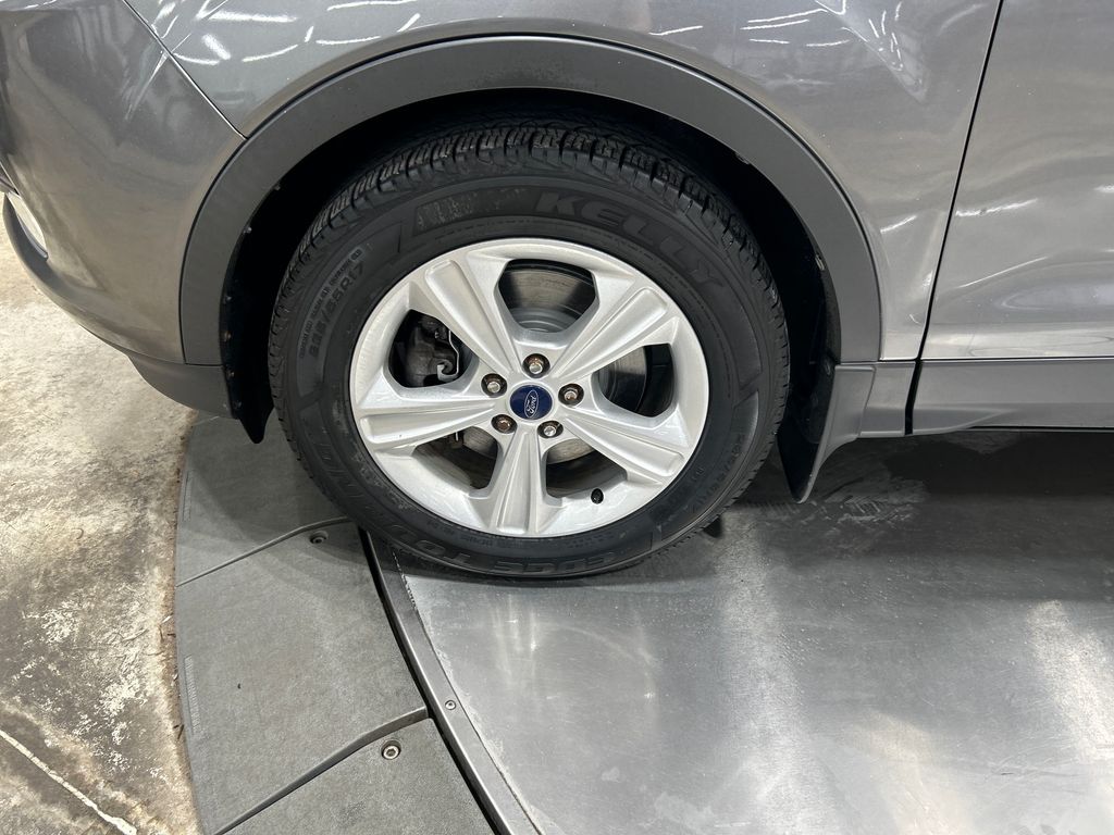 used 2014 Ford Escape car, priced at $10,926