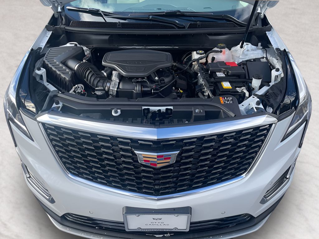 used 2025 Cadillac XT5 car, priced at $51,750