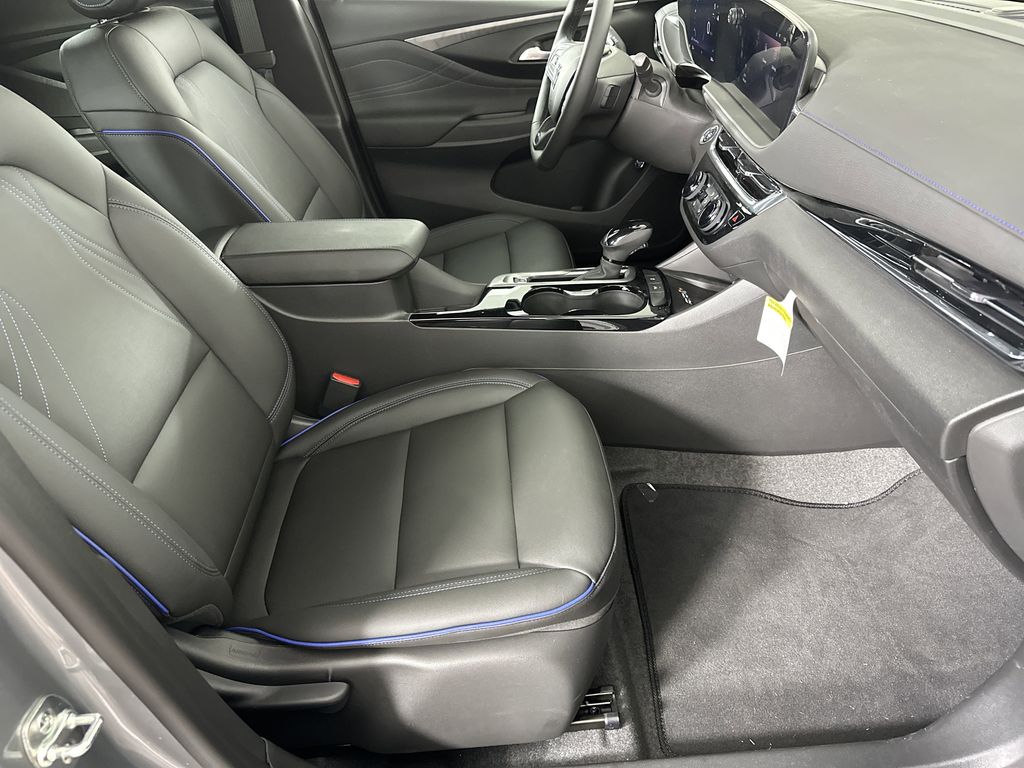 new 2025 Buick Envista car, priced at $30,065