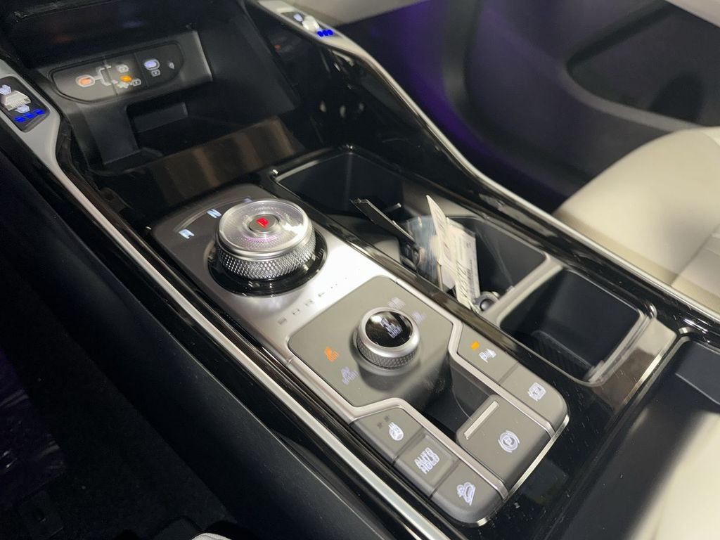 new 2025 Kia Sorento Hybrid car, priced at $47,682