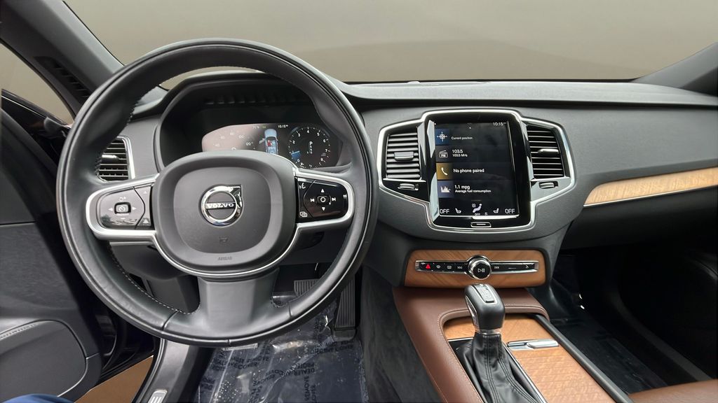 used 2022 Volvo XC90 car, priced at $35,400