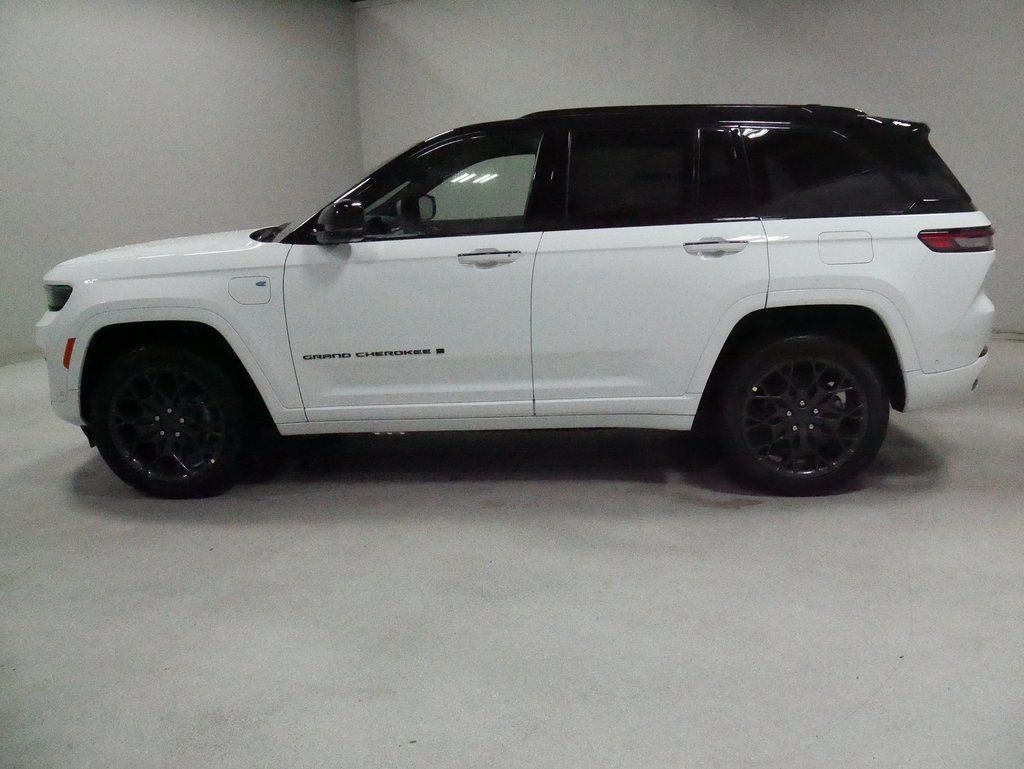 new 2024 Jeep Grand Cherokee car, priced at $76,740