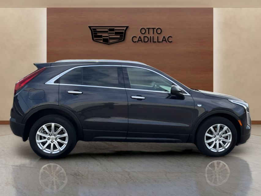 used 2023 Cadillac XT4 car, priced at $28,400