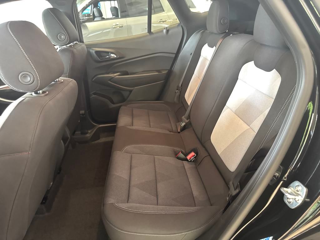new 2025 Chevrolet Trax car, priced at $24,290