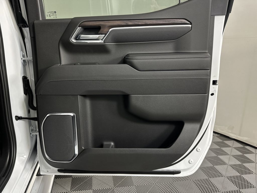new 2025 GMC Sierra 1500 car, priced at $58,824