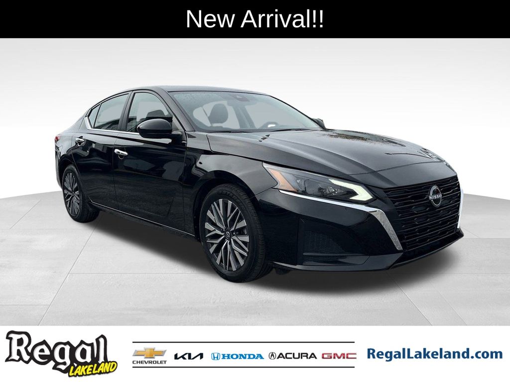 used 2023 Nissan Altima car, priced at $16,991