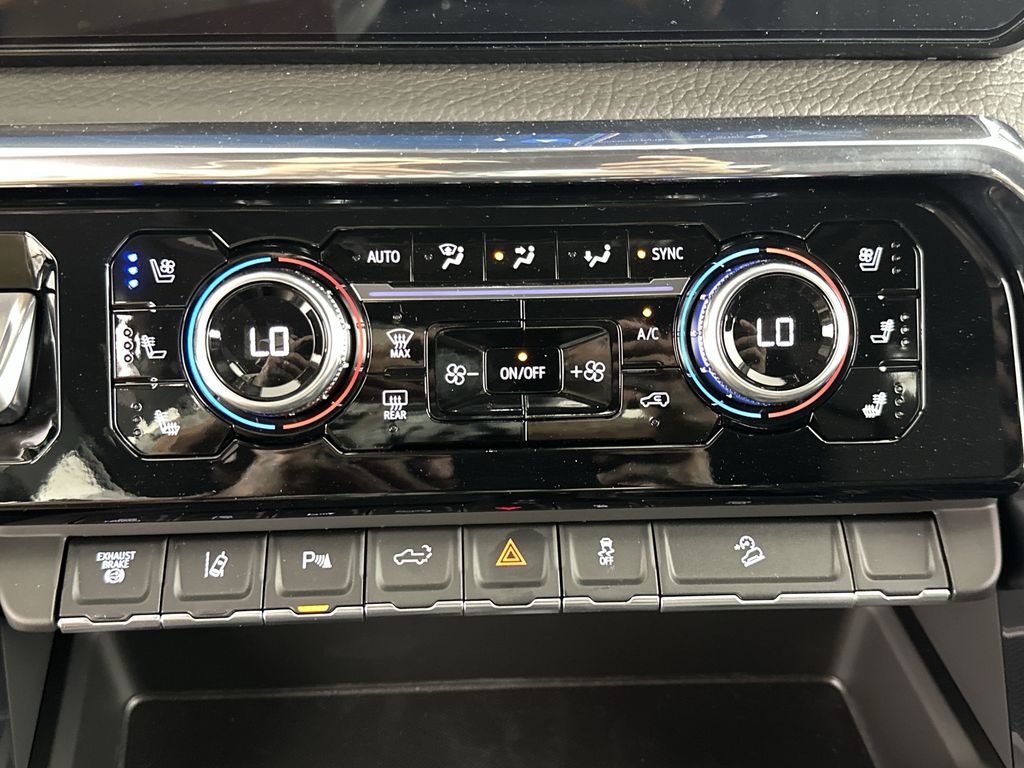 new 2025 GMC Sierra 2500HD car, priced at $86,034