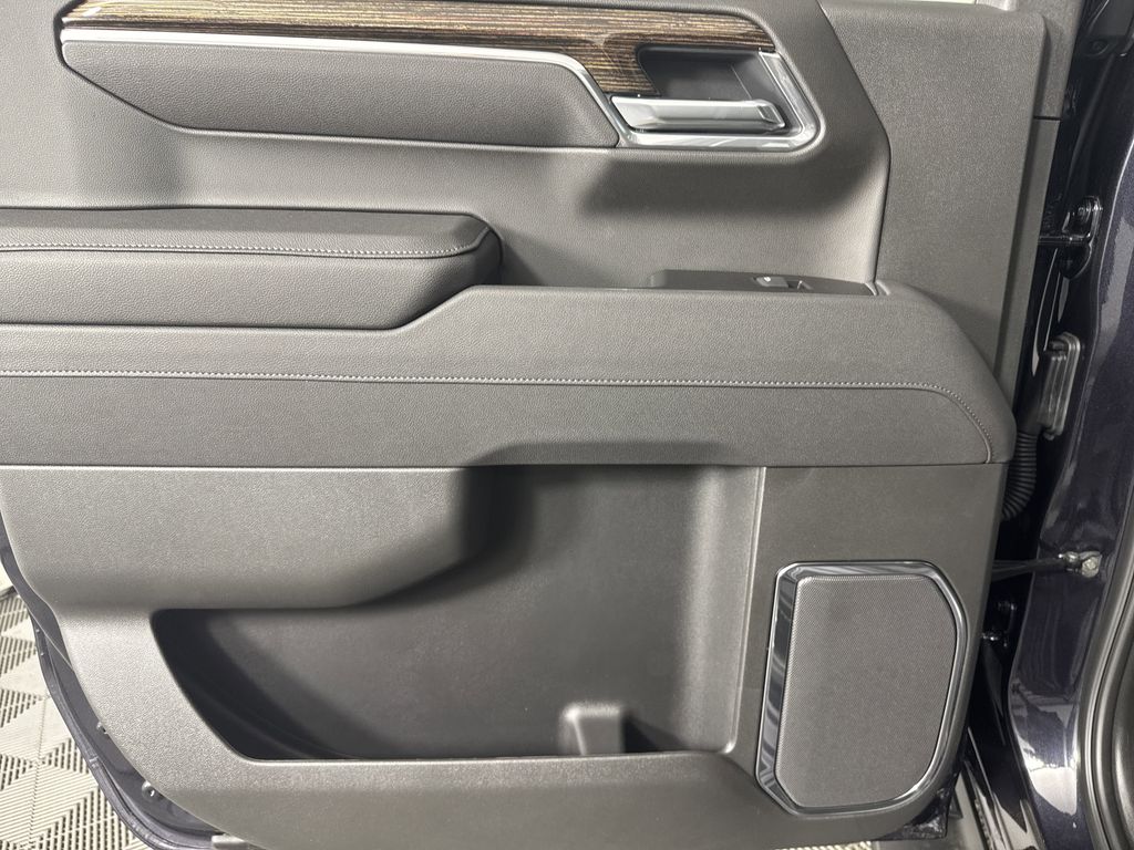 new 2025 GMC Sierra 1500 car, priced at $62,224