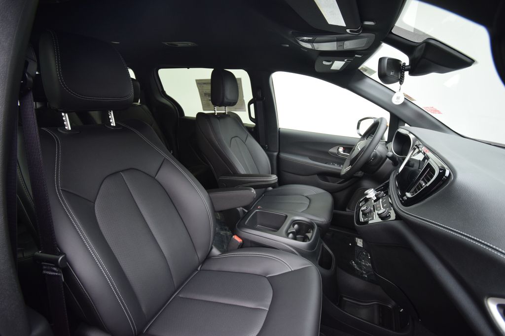 new 2026 Chrysler Pacifica car, priced at $42,839