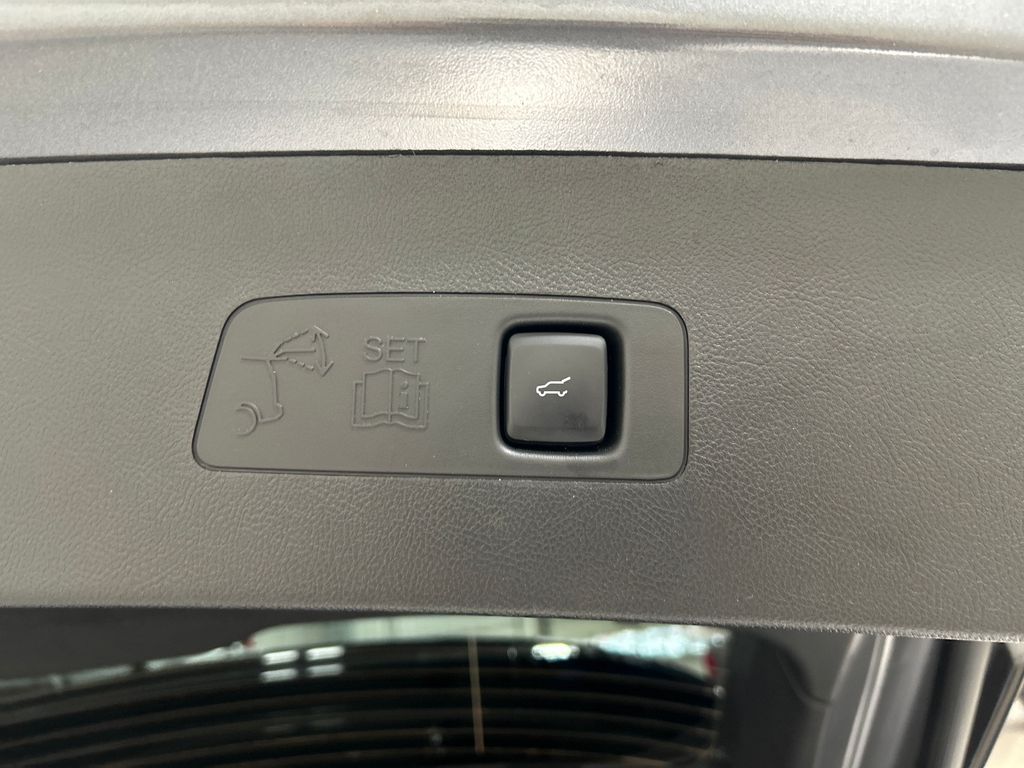 used 2023 Lincoln Corsair car, priced at $39,484