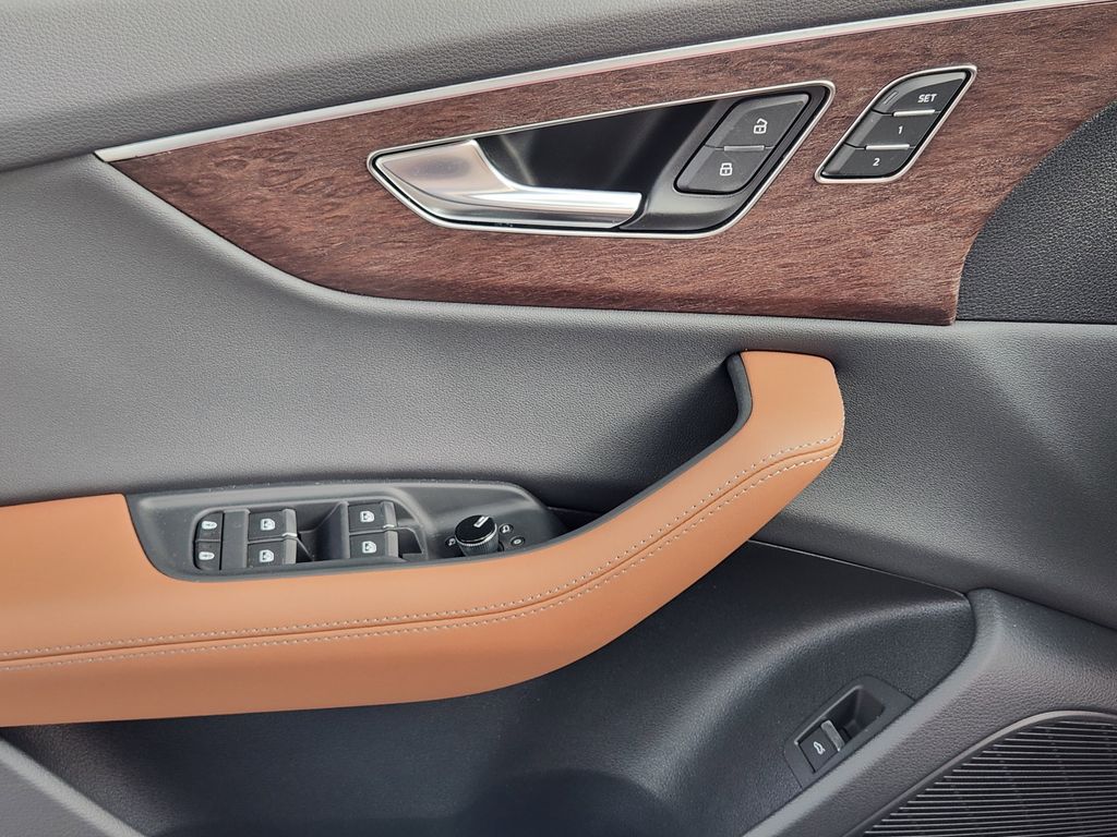 new 2025 Audi Q8 car, priced at $86,705