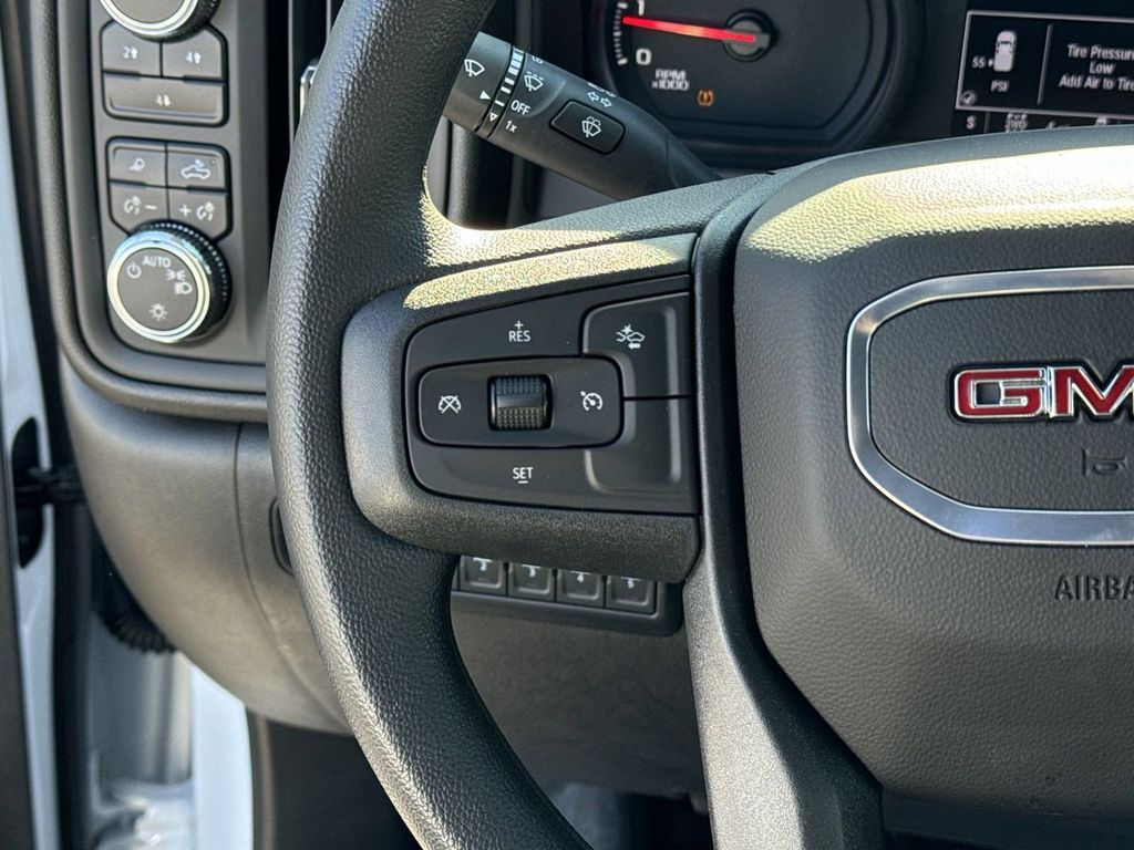 new 2025 GMC Sierra 2500HD car, priced at $49,388