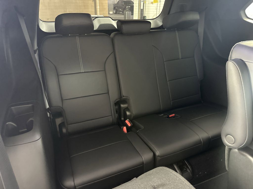 new 2025 GMC Acadia car, priced at $45,525
