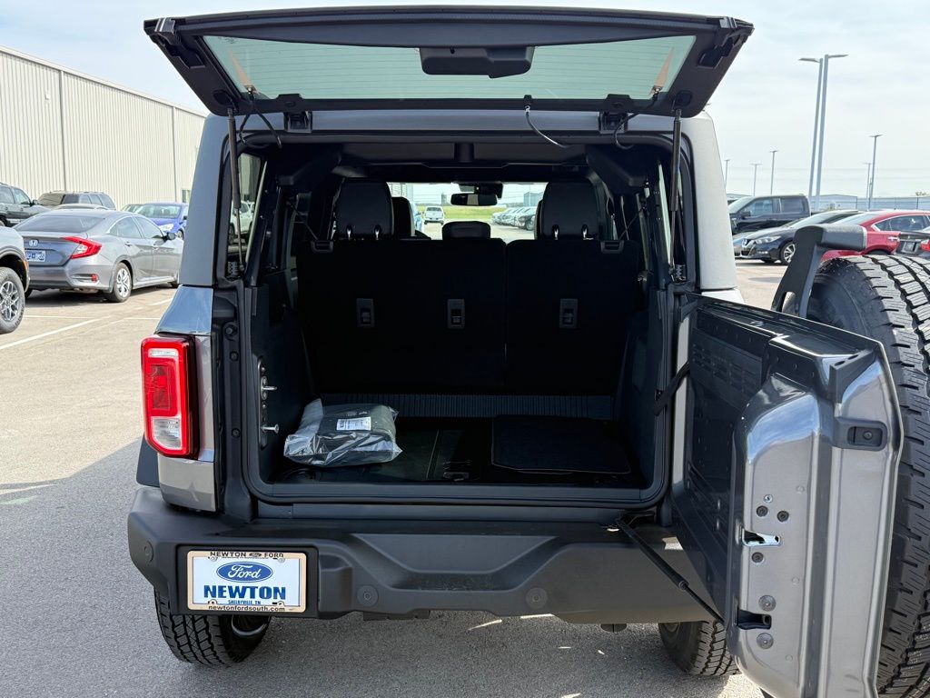 new 2024 Ford Bronco car, priced at $44,098