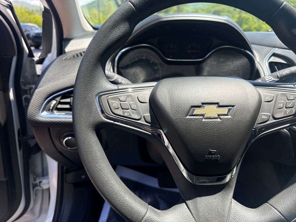 used 2017 Chevrolet Cruze car, priced at $10,400
