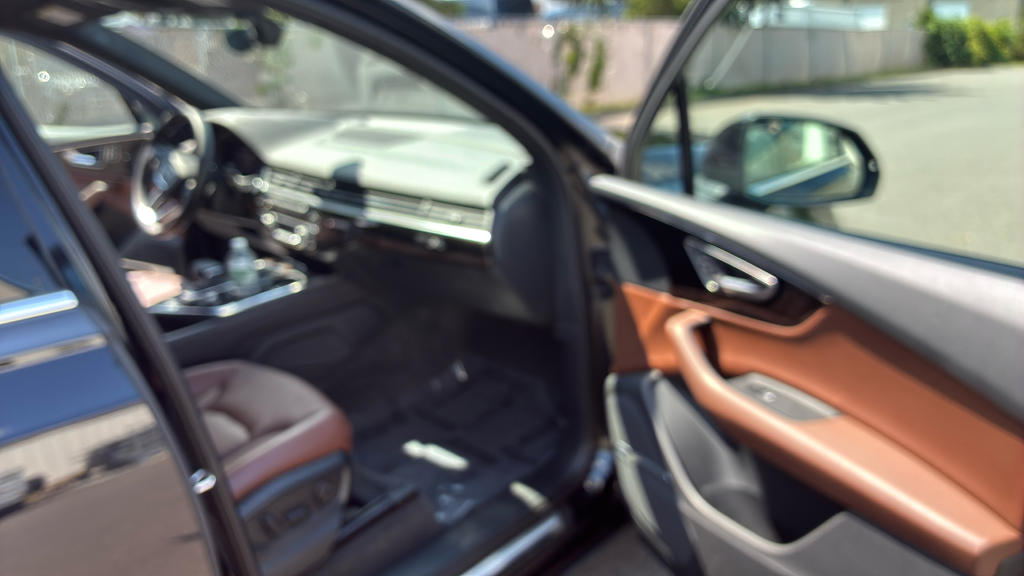 used 2019 Audi Q7 car, priced at $21,900