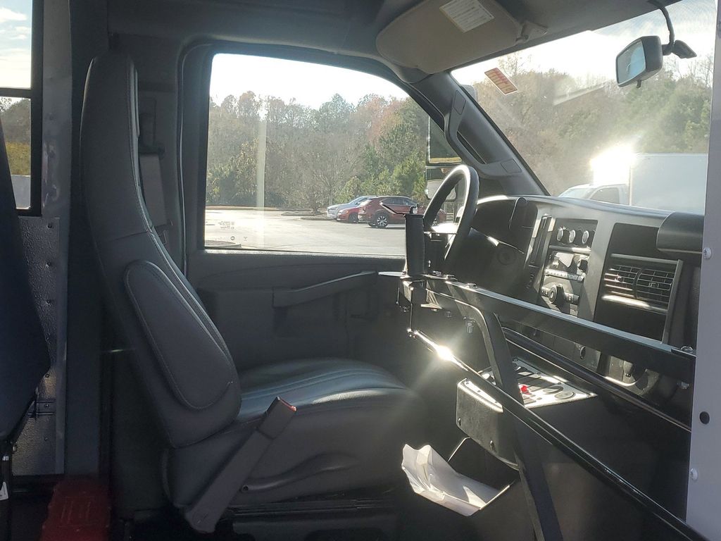 new 2023 GMC Savana 3500 car, priced at $32,954